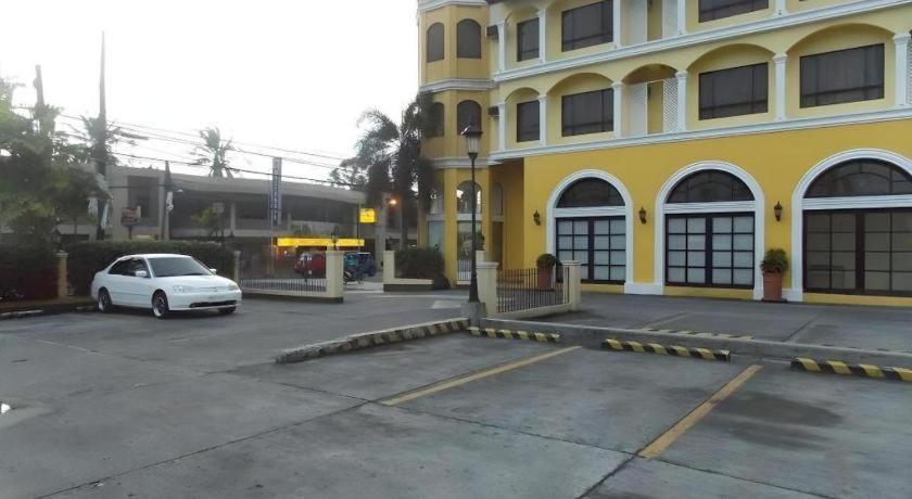 Planta Centro Bacolod Hotel & Residences Luaran gambar
