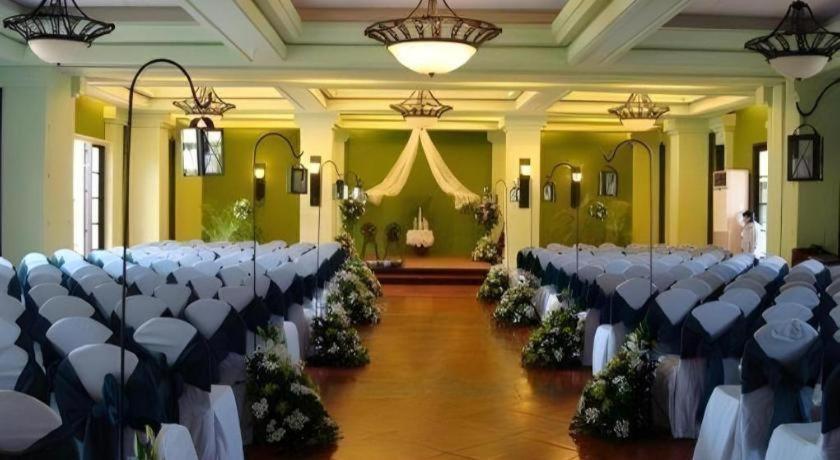 Planta Centro Bacolod Hotel & Residences Luaran gambar