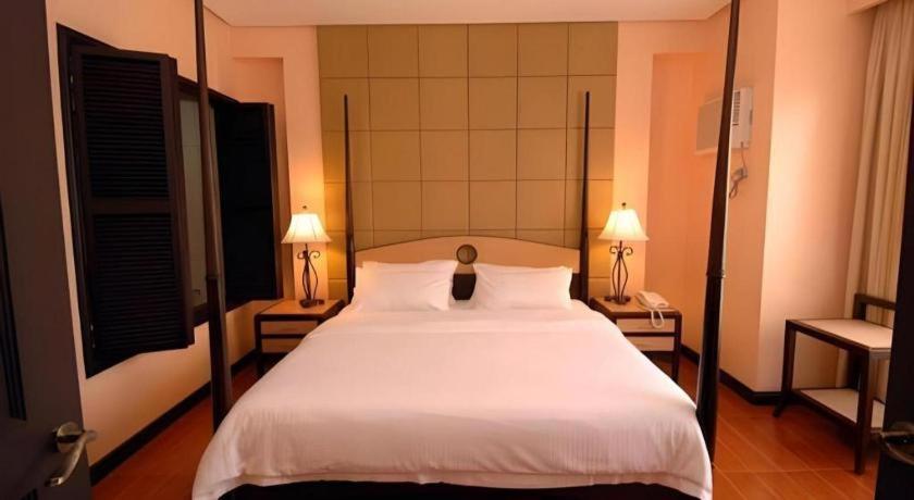 Planta Centro Bacolod Hotel & Residences Luaran gambar
