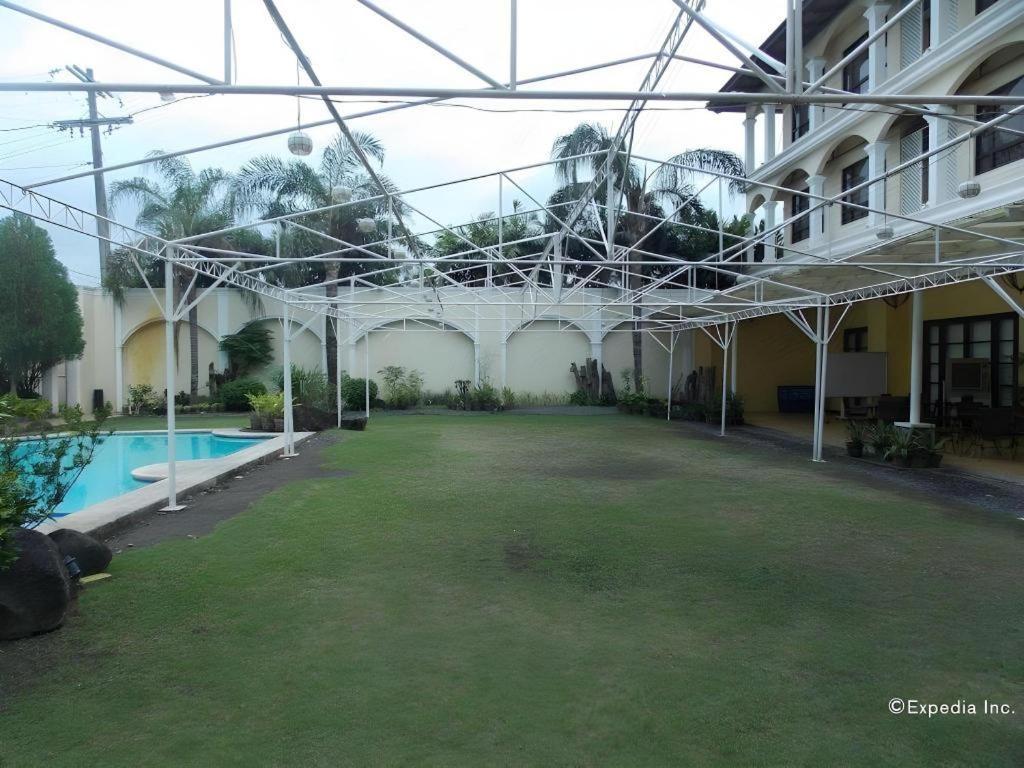 Planta Centro Bacolod Hotel & Residences Luaran gambar