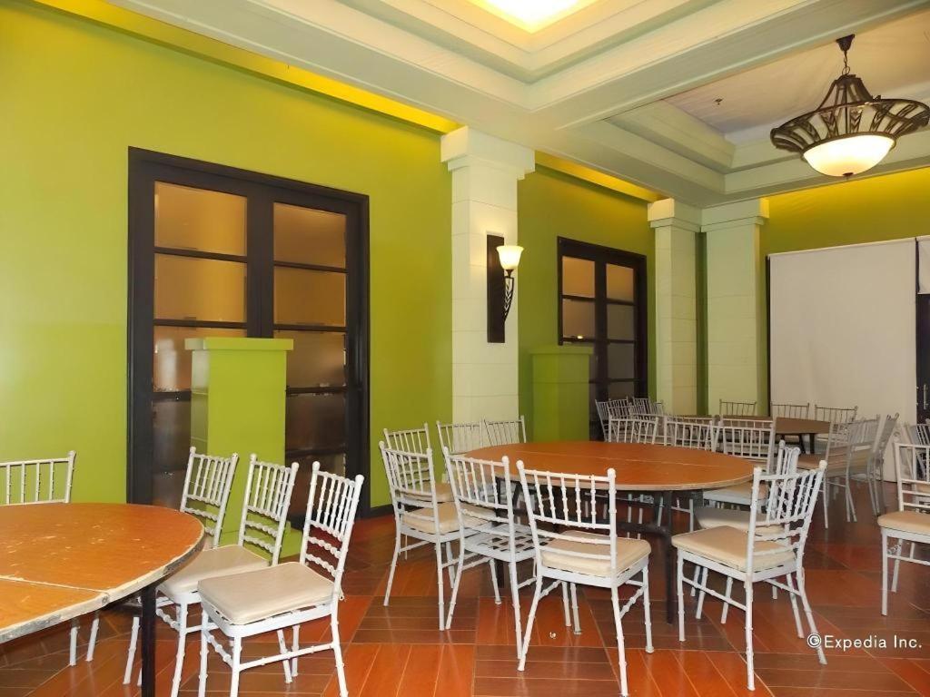 Planta Centro Bacolod Hotel & Residences Luaran gambar
